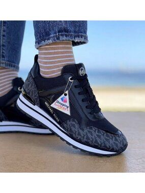 ❤️MICHAEL KORS WILMA Trainer Sneaker Sz 6 Women Shoes Black Monogram MK Logo New